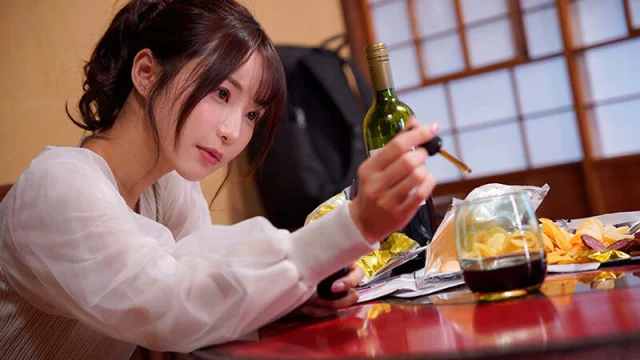 FSDSS-572 Angel Moe và sự cám dỗ ngọt ngào từ liều thuốc kích thích nơi quê nhà