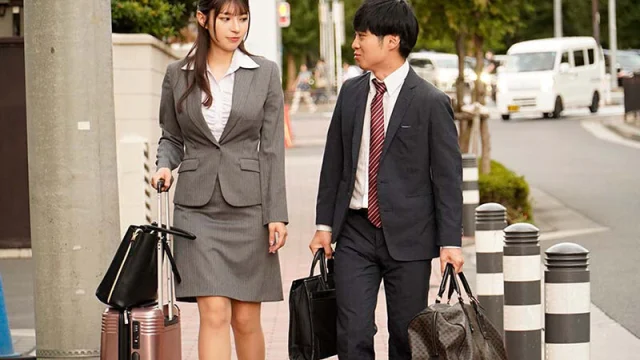 FSDSS-725 Cậu nhân viên hậu đậu và chuyến đi công tác nhớ đời cùng sếp