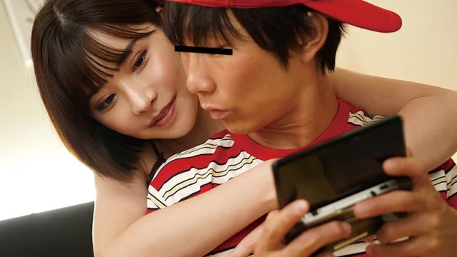 WAAA-013 Chị họ lẳng lơ vụng trộm với em trai